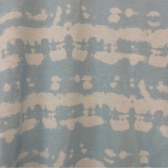 Aqua Lounge Cloud Print Long Sleeve Pajama Set Size Medium - Picture 5 of 9